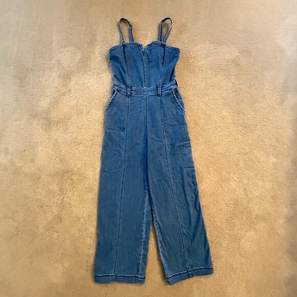 Hollister Denim Jumpsuit | Women’s Small | Smocked Back | Belt Missing - Picture 5 of 10